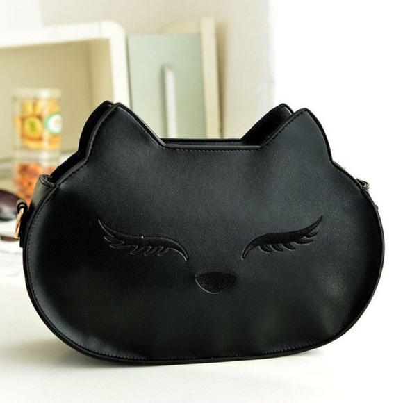 💥 CLEARANCE Foxy Black Silhouette Crossbody Bag - Picture 2 of 5